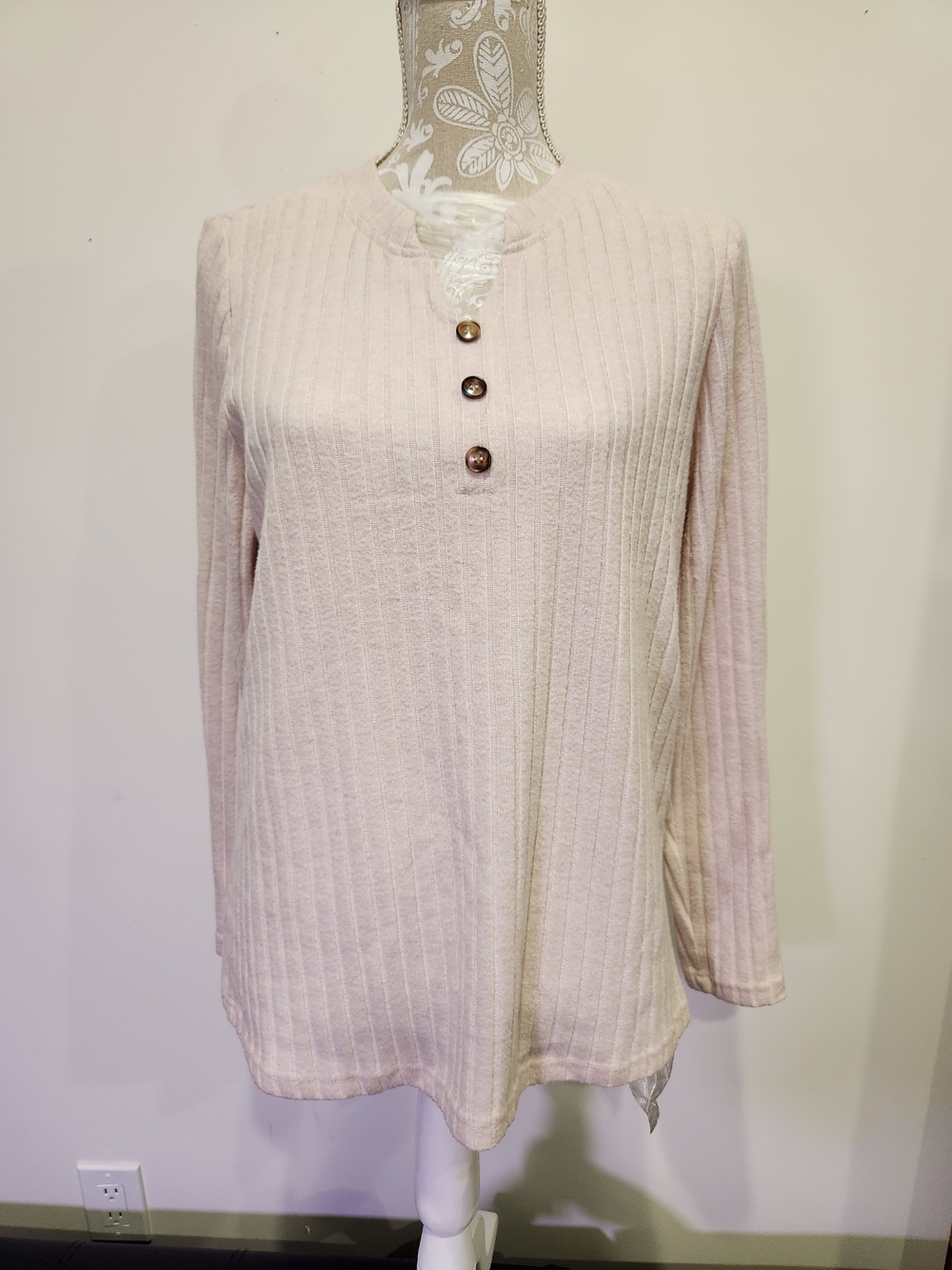 Ribbed Long-Sleeve Henley Top - Light Pink